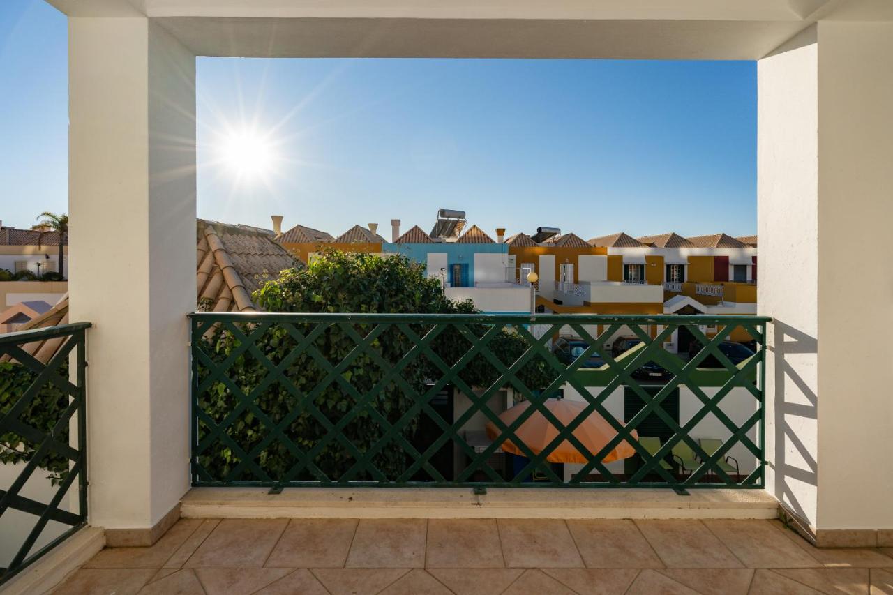 Holiday Villa In Elite Residential Area Of ファロ エクステリア 写真